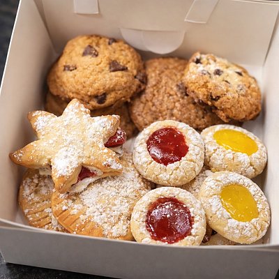 Mother’s Day Cookie Box Large