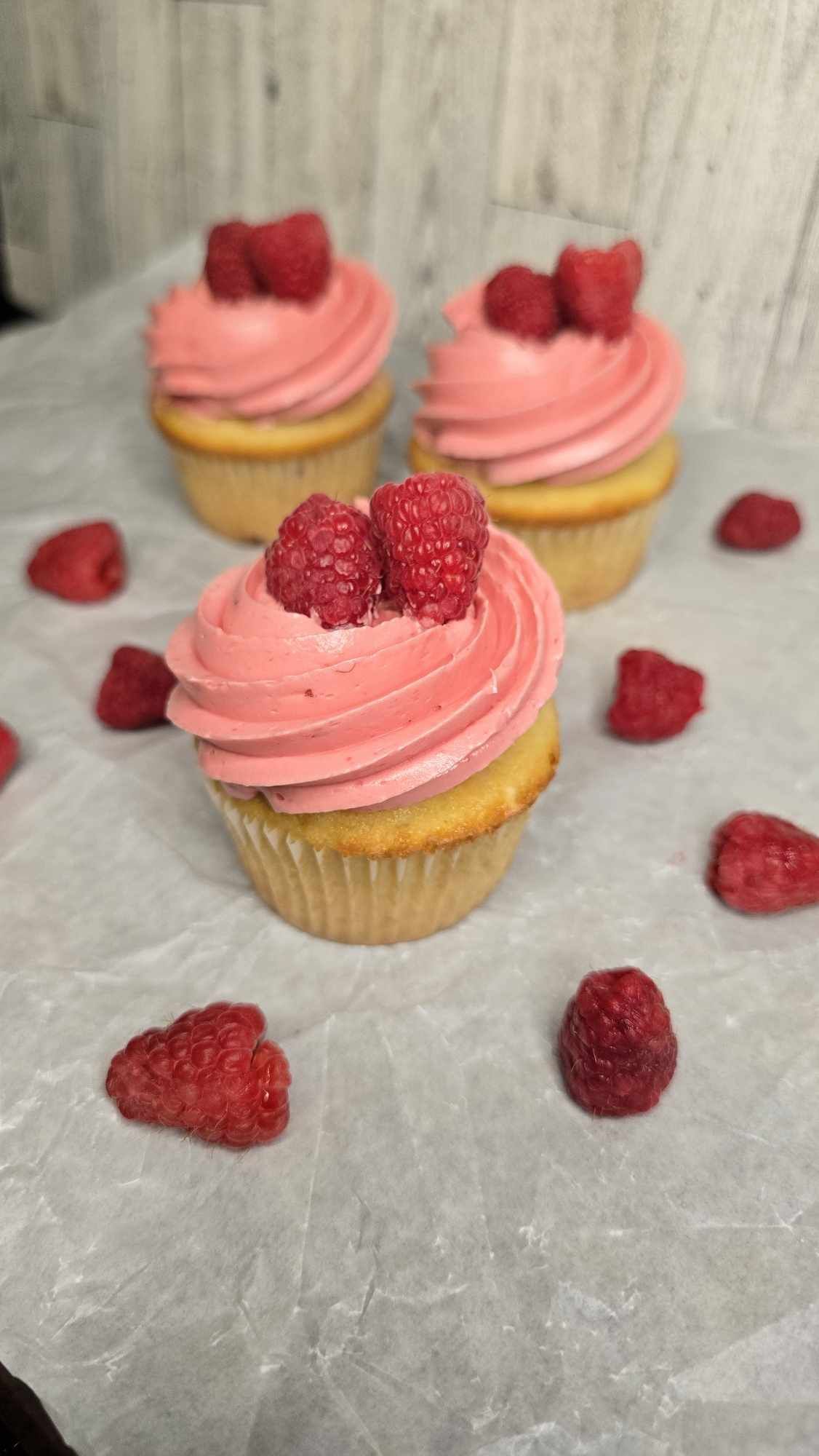 Lemon Raspberry Cupcakes