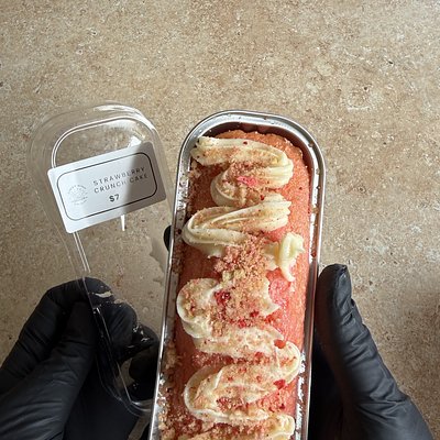 Strawberry Crunch Cake