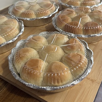 Honey Butter Dinner Rolls