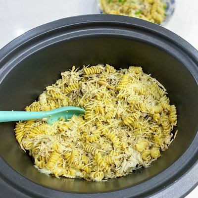 Pesto Chicken Pasta 