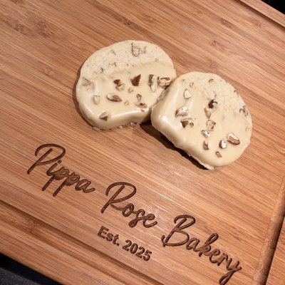 Maple Pecan Shortbread Cookies - 2 Dozen