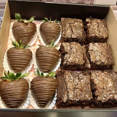 Snack Boxes & Party Trays