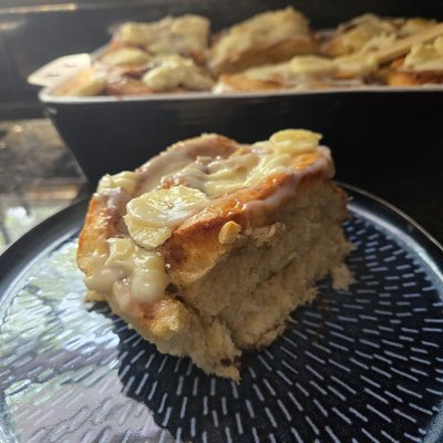 Banana Cream Rolls (6 Rolls)