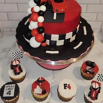 Fast Fondant Cupcake Toppers (Only Toppers)