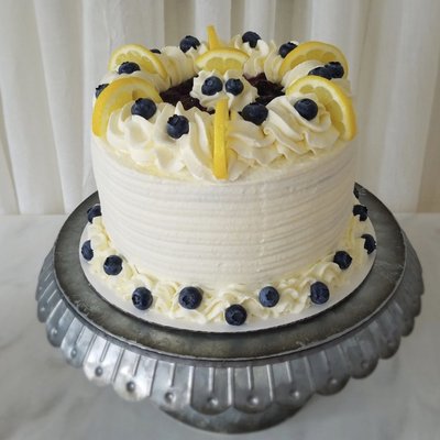 Lemon Berry Cake