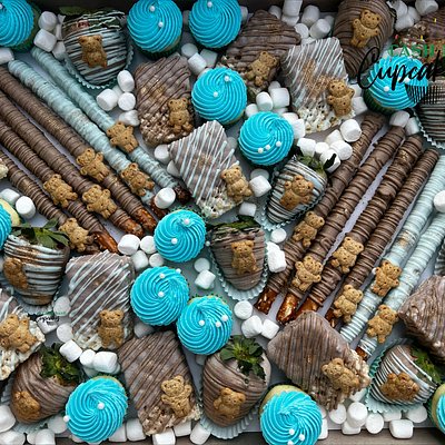 Extravaganza Dipped Treat Box Bundle (Mini)