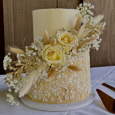 Custom Cake Double Stack Round