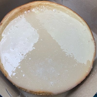 Honey Bun Cheesecake