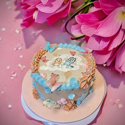 8in Custom Round Cake