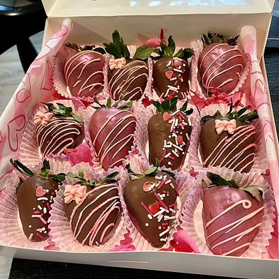Dozen Chocolate  Covered Strawberries 