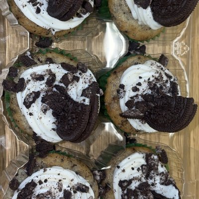 Cookies And Cream Cupcakes