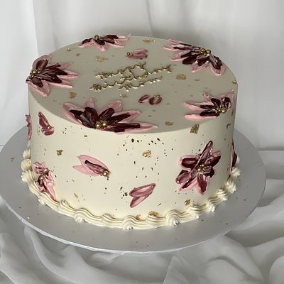 Pink Abstract Flower Cake 