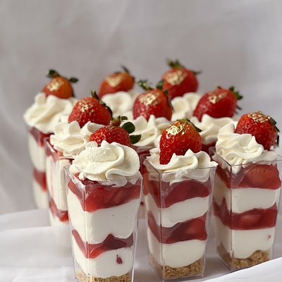 Dozen Cheesecake Shooters