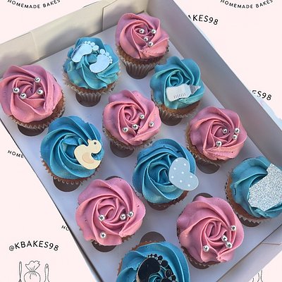 12 Gender Reveal Cupcakes