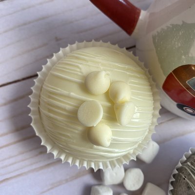 White Chocolate — Cocoa Bomb 