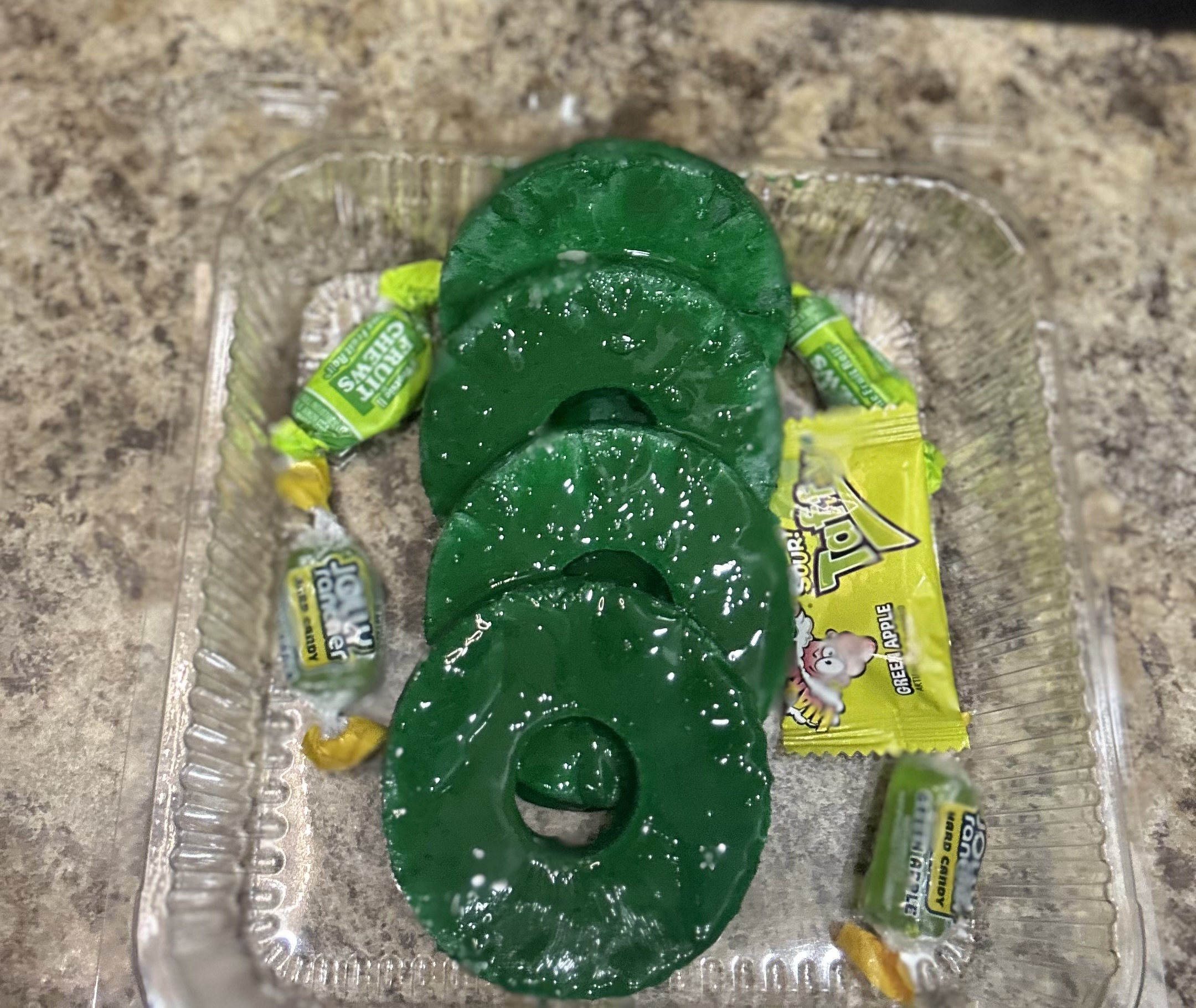 Classic Pineapples 