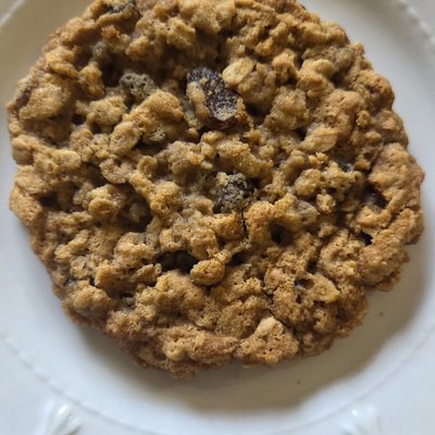 Oatmeal Raisin Cookies 