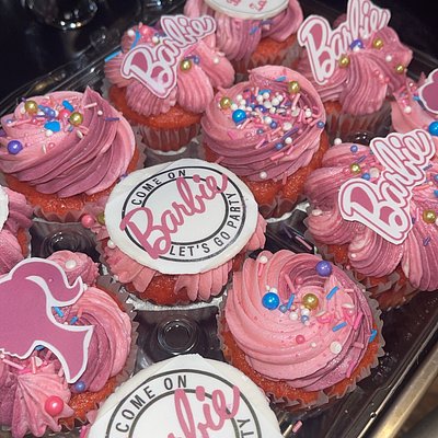 Dozen Custom Themed Cupcakes 