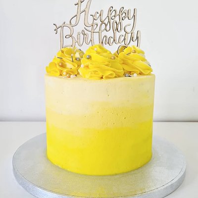 Lucious Lemon Cake