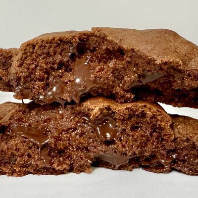 (10) DF Baby Monster Chocolate Chocolate Chip Cookie