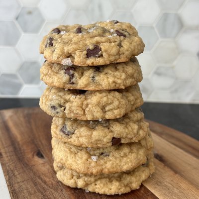 Sourdough Chocolate Chip Cookies With Sea Salt (6-pack)