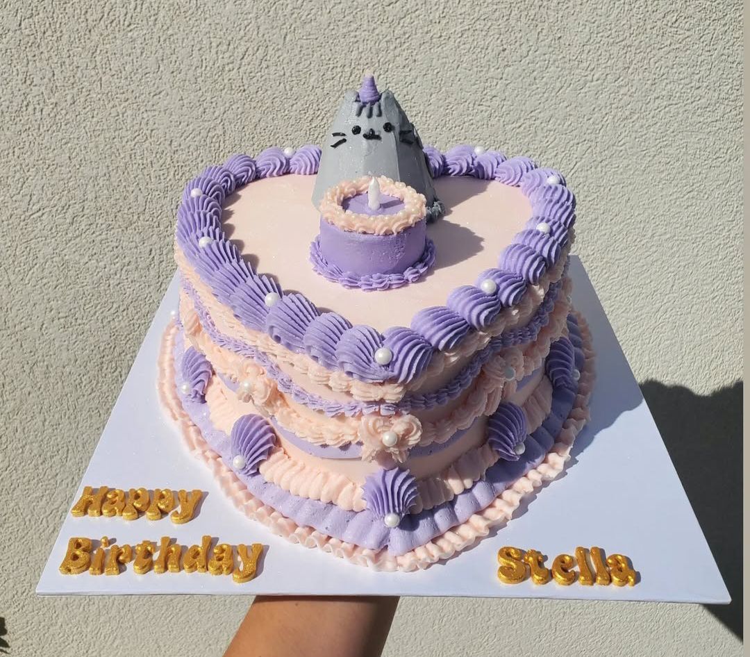 8 Inch HEART Cake ❤️