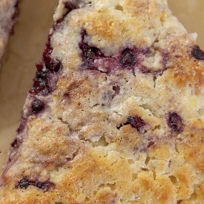 BlackBerry Scone (4 Pk) 