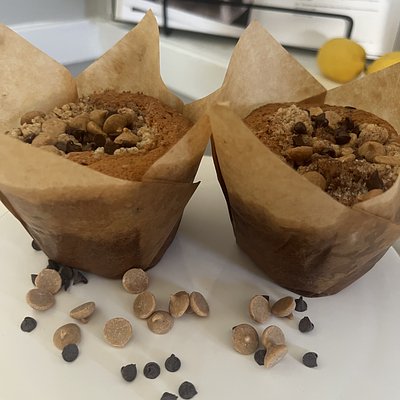 Jumbo Peanut Butter + Choco Crumb Muffin