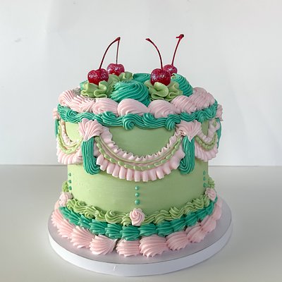 6” Round Custom Cake