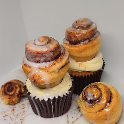 Cinnamon Swirl Cupcakes🥮🧁
