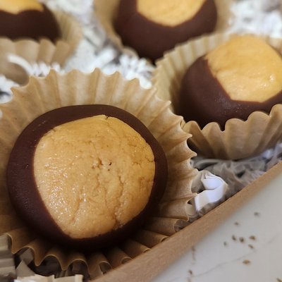 Buckeyes (Dozen)