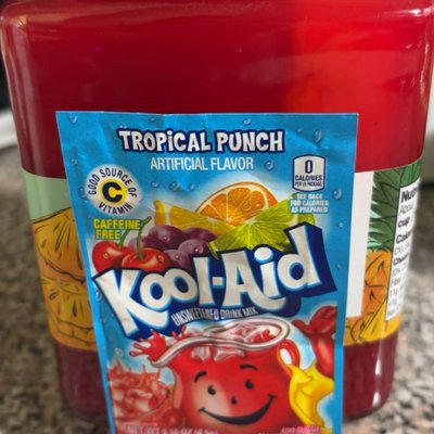 Tropical Punch pineapple 🍍 Spears (Preorderonly)
