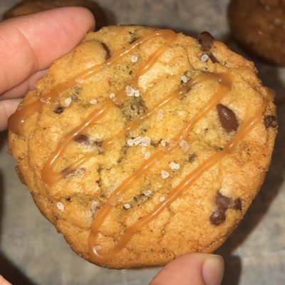 Salted Caramel Chocolate Chip Cookies
