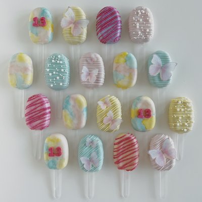 Cakesicles