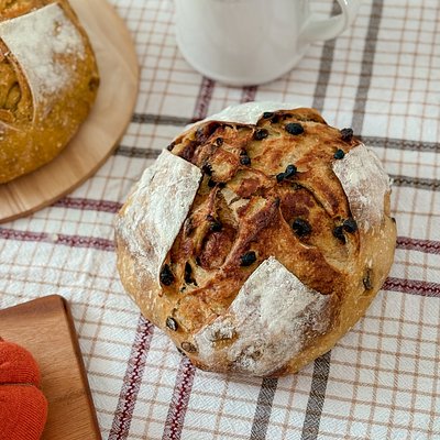 Cinnamon Raisin Sourdough Loaf