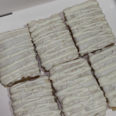 1 Dozen Rice Krispie Treats