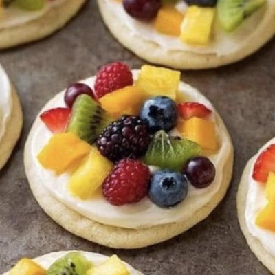 Sugar Cookie Fruit Pizza