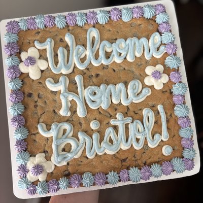 Medium Cookie Cake