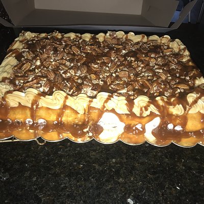 1/2 Sheet Cake Butter Pecan 