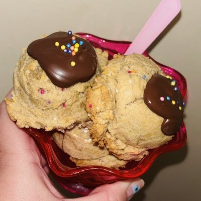 GF “Scoop” cookies- choco chip or fruity pebbles