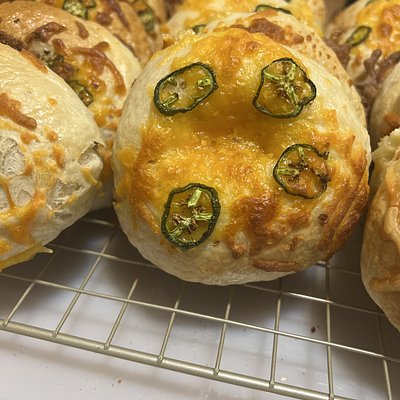 Jalapeño Cheddar Bagel