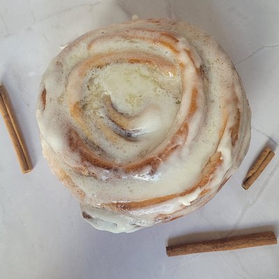 Giant Cinnamon Roll