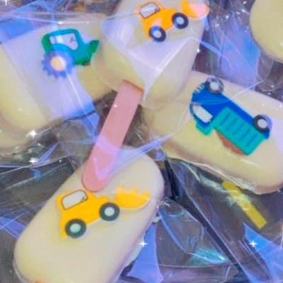 Cakesicles