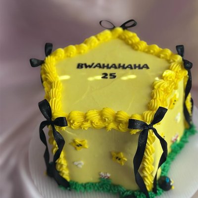 6in Star Shaped Cake 