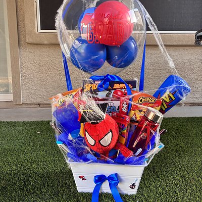 Grad Arrangement 🎈🧸🎓