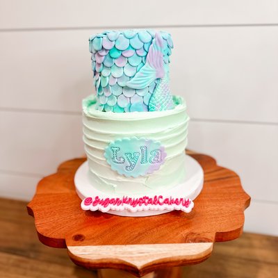 Two Tier 6” And 4” (feeds 15)