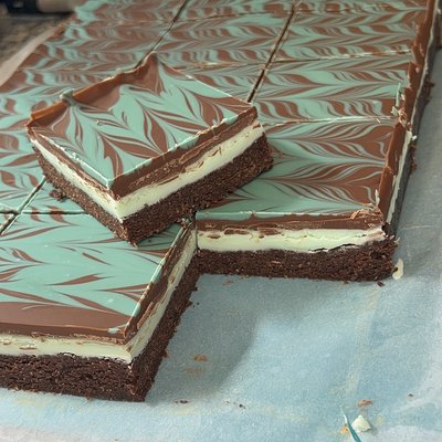 Peppermint Slice