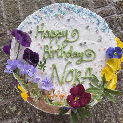 10” GF/DF VANILLA MOON CAKE