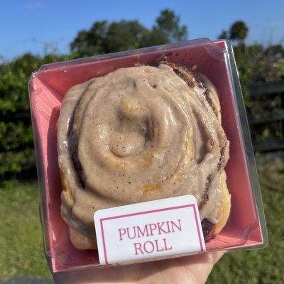 Pumpkin Cinnamon Roll